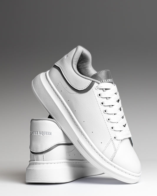 Gray helmet for bikers